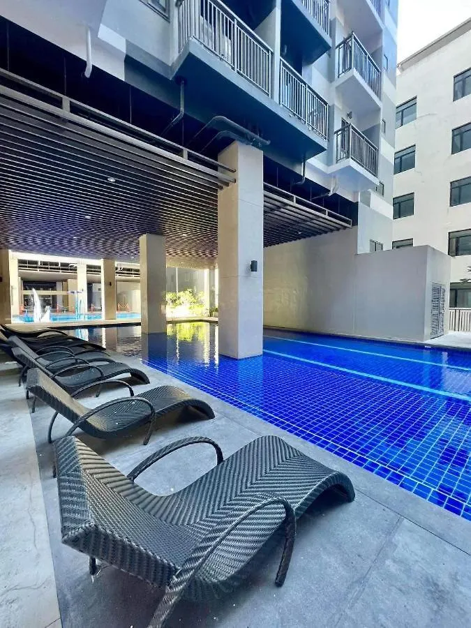 Brandnew European Design Condo Flat In Moa Pasay Complex Manila Apartment